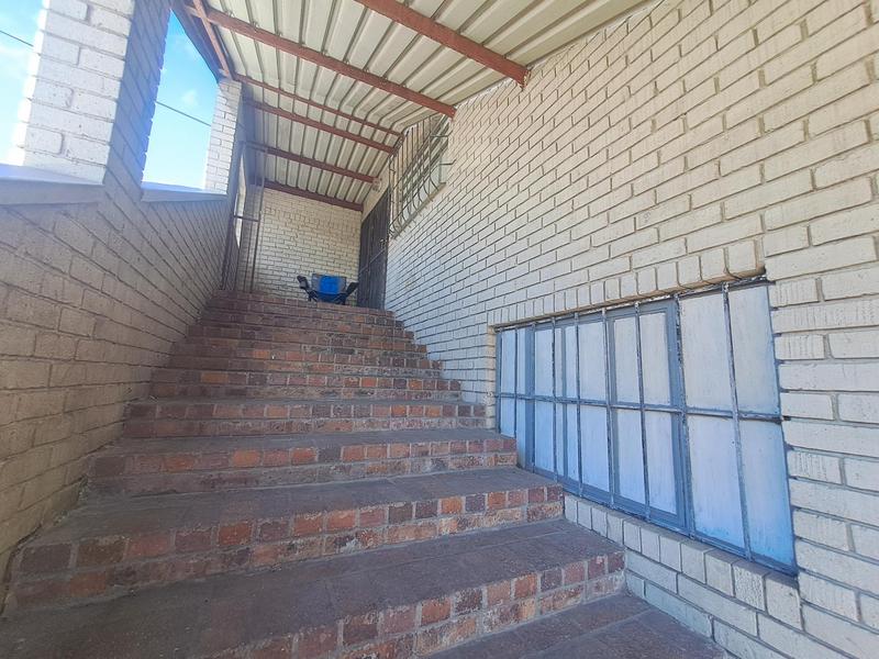 To Let Commercial Property for Rent in Beaconvale Western Cape